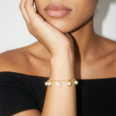 Reina Pearl Bracelet 18ct Gold Plated